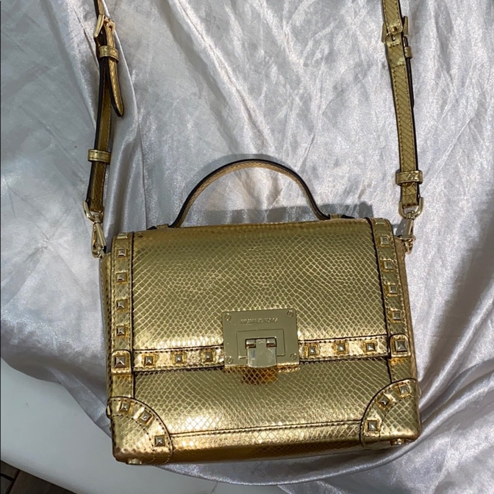 Gold Michael Kors purse✨